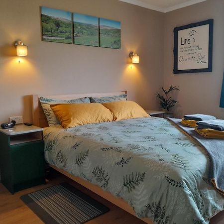 Slieve Elva B&B Lisdoonvarna Exterior photo